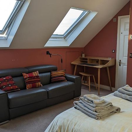 Bed and Breakfast Elegant Relaxed Studio à Maynooth Extérieur photo