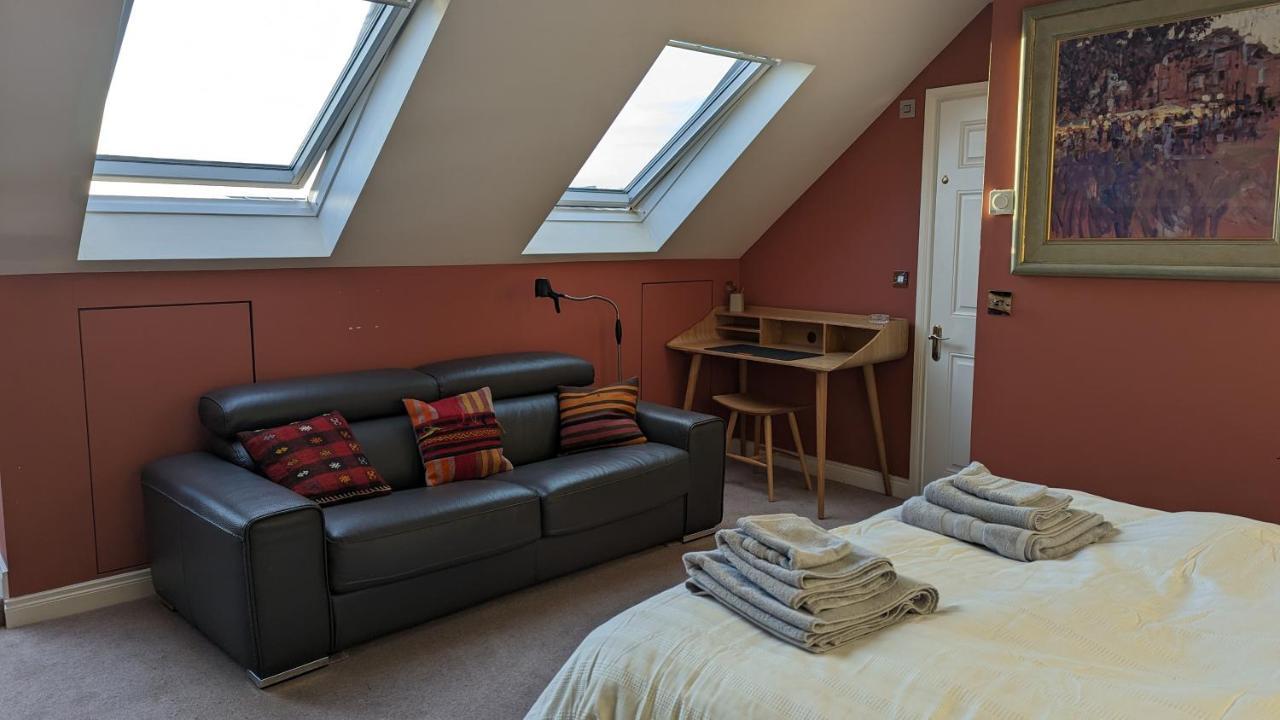 Bed and Breakfast Elegant Relaxed Studio à Maynooth Extérieur photo